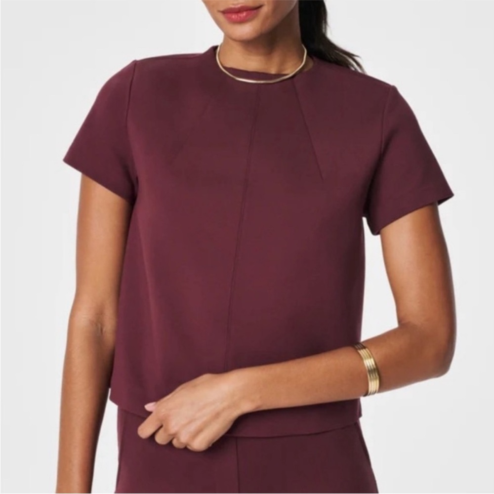 NWT Spanx Women The Perfect Funnel Top Short Sleeve Crew Neck Stretch Chianti L